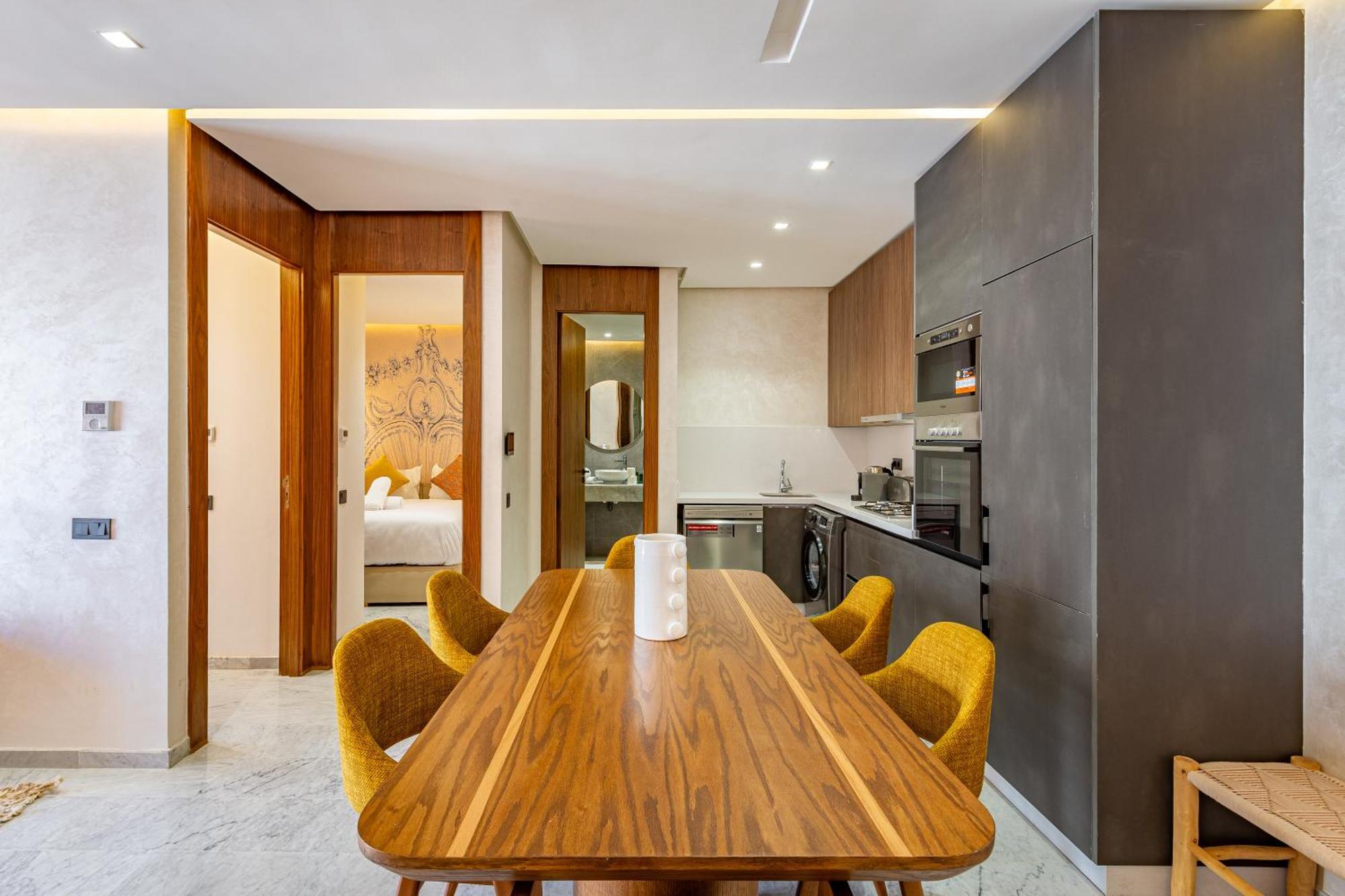 Brand New - Elegant Familial Appt - Plaza Marrakech Apartment
